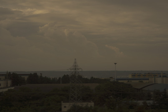 火车窗外风景