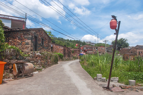 樟脚村老房子水泥路