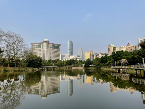 湖景花园花园