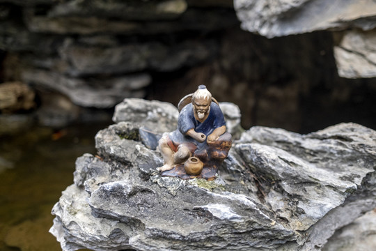 中式园林山石景观渔夫装饰塑像