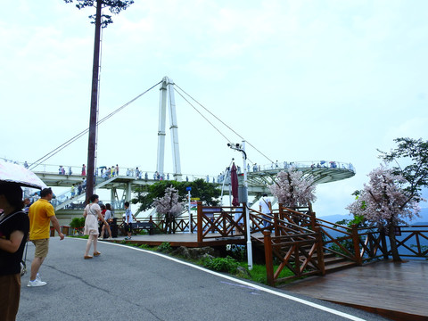 仙岛湖天空之镜