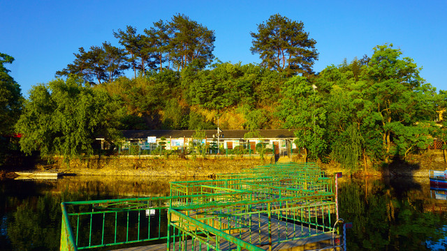 龙湖公园长廊