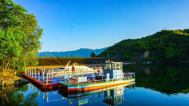 龙湖公园渡口