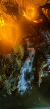 桂林金水岩洞