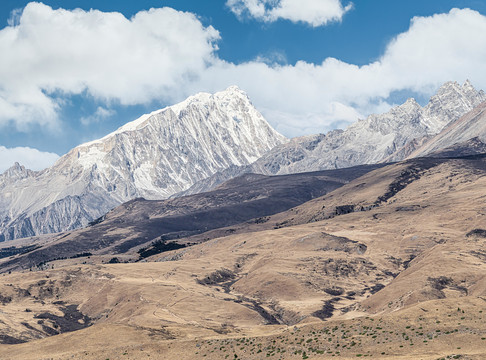 格聂山