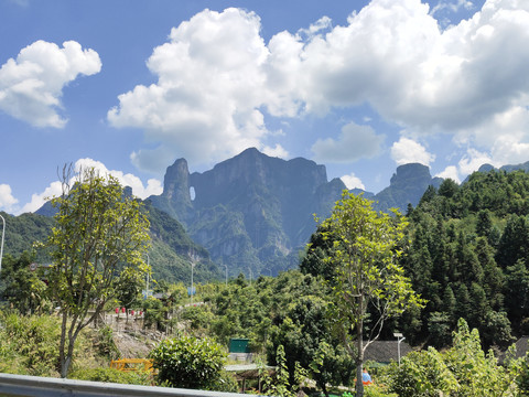 天门山旅游景点