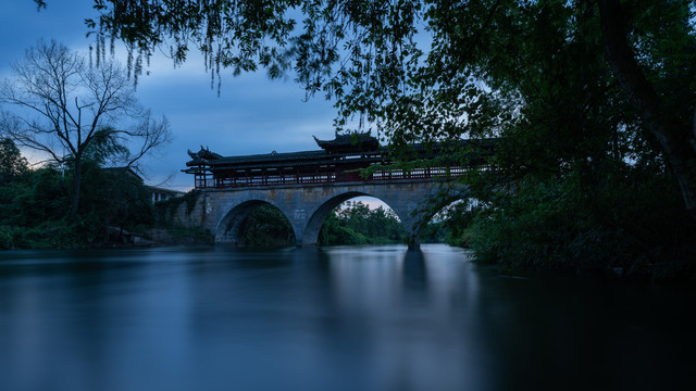 风雨桥