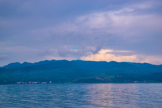 高原湖泊