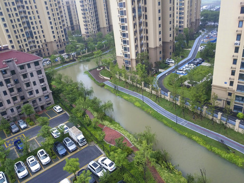 强降雨住宅区