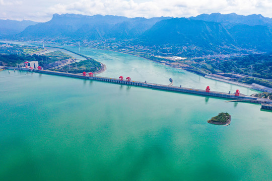 三峡大坝