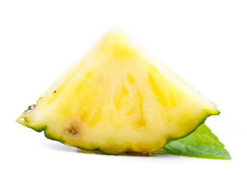 香水小菠萝放在白底上