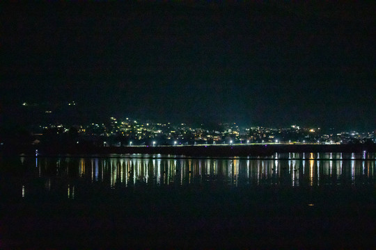 大理西湖夜景