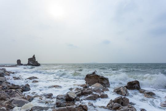 礁石海浪