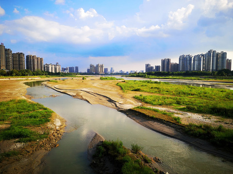 城市河流