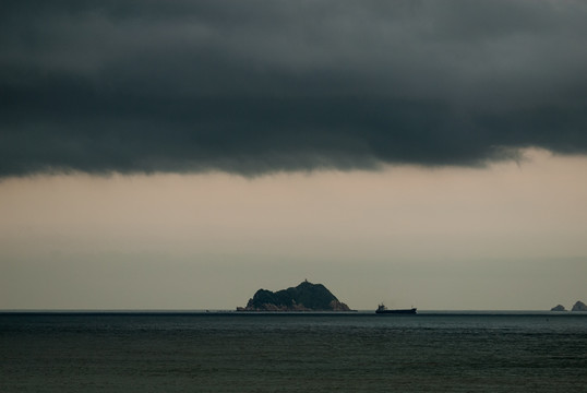 海上暴风雨