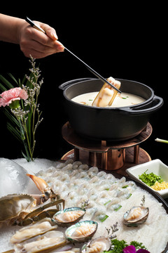 高汤海鲜锅