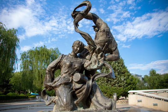 延安胜利广场雕塑