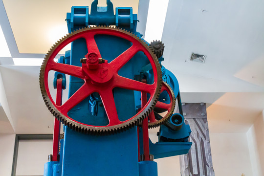 柳州工业博物馆双动压力机