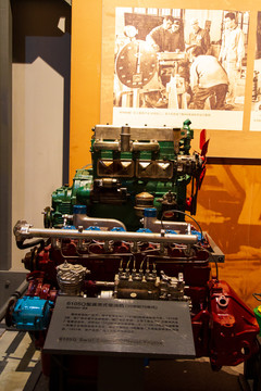 6105Q型涡流式柴油机