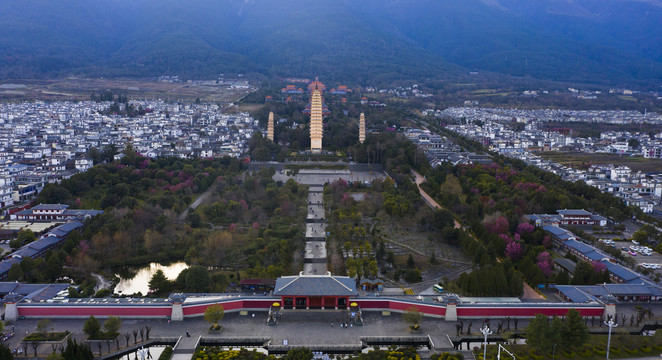 大理崇圣寺三塔