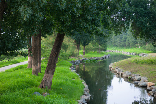 圆明园小河