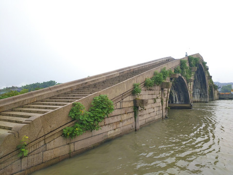 沧桑运河古桥