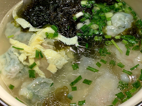 荠菜肉小馄饨