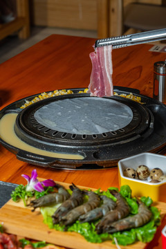 韩式炭火烤肉