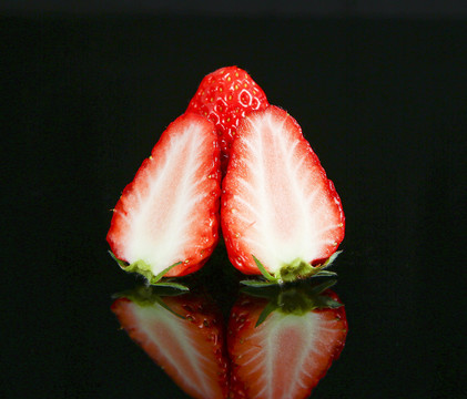 深底上的草莓