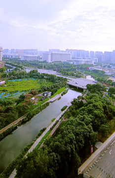 城市河景