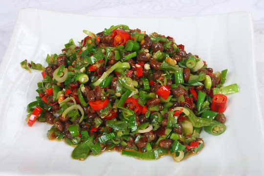 尖椒炒腊八豆