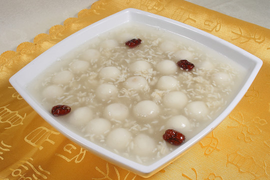 酒糟小圆子