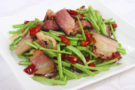 蓠篙炒腊肉