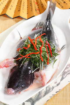清蒸鲩鱼