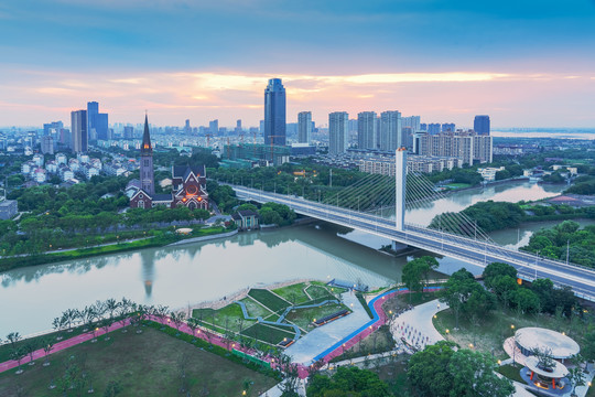 江阴城市建筑天际线和风光全景