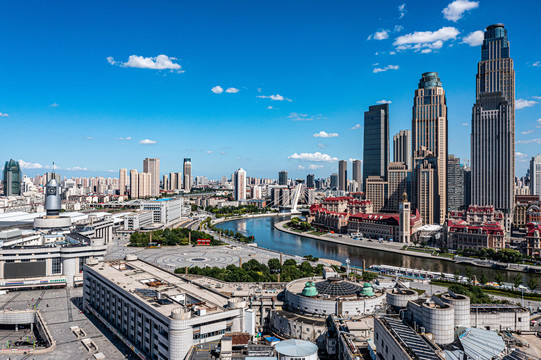 天津海河沿线风光津湾广场