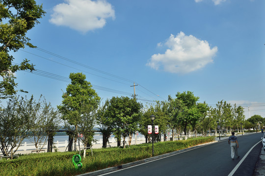 长江边公园