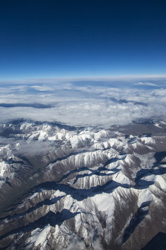 航拍雪山