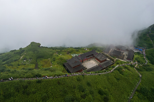 航拍贵州铜仁梵净山