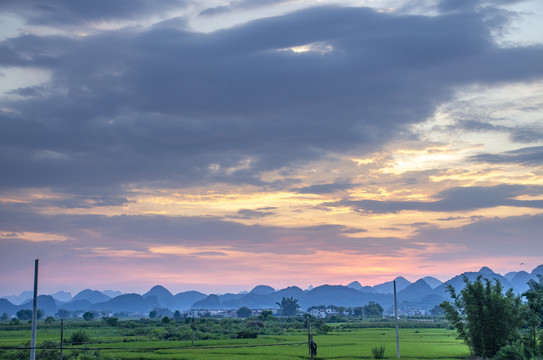 傍晚黄昏夕阳风景