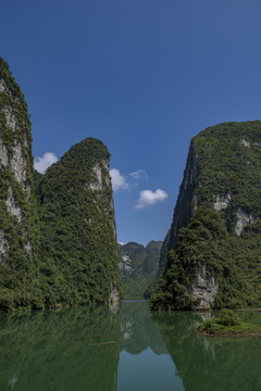 碧水蓝天青山绿水