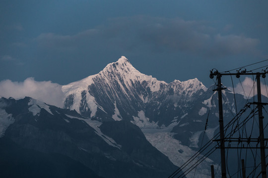 梅里雪山