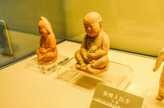 陕西历史博物馆生活人物俑