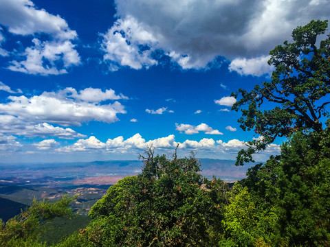 鸡足山