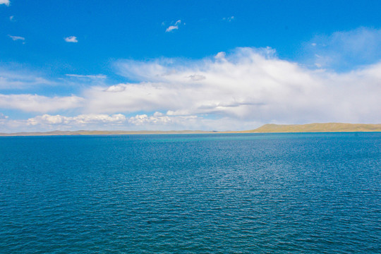 黄河源鄂陵湖