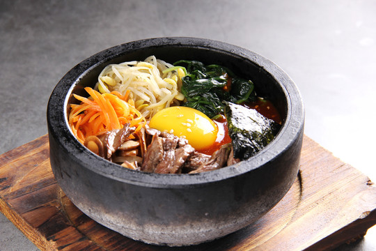 牛肉石锅饭