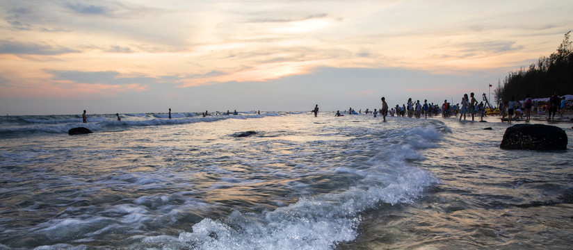 海滩夕阳风光