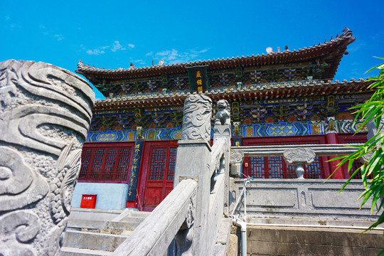 仿古建筑屋檐屋脊