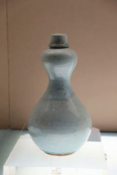 元代景德镇窑青白釉带盖葫芦瓶