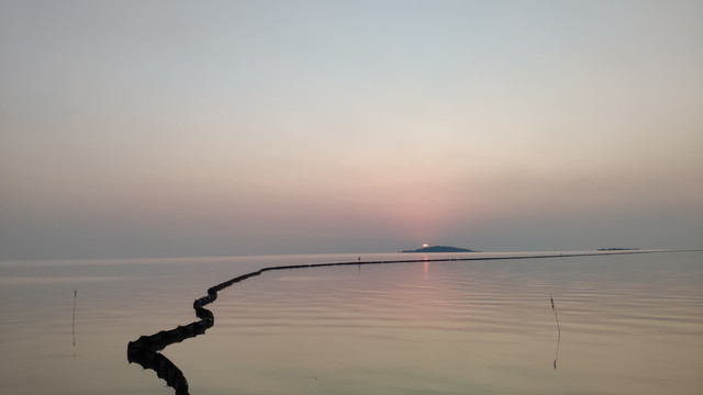 落日太湖